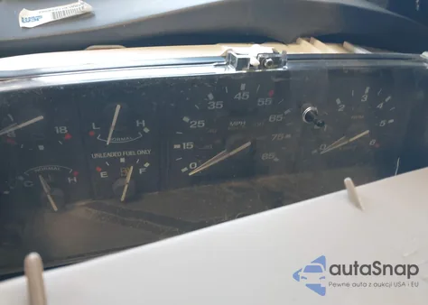 1990 Ford Ranger z USA, uszkodzony, nr VIN 1FTCR11T7LUA32118